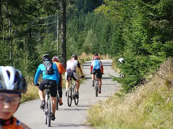Jakuszyce trasy rowerowe - odkryj najpiękniejsze szlaki i widoki
