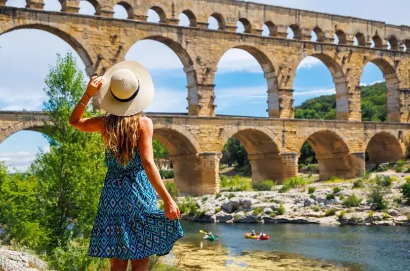 Czy Francja jest bezpieczna? Aktualne zagrożenia i porady dla turystów