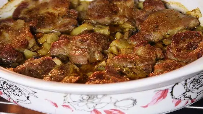 Co można zrobić z karczku na obiad? Pyszne przepisy, które zaskoczą