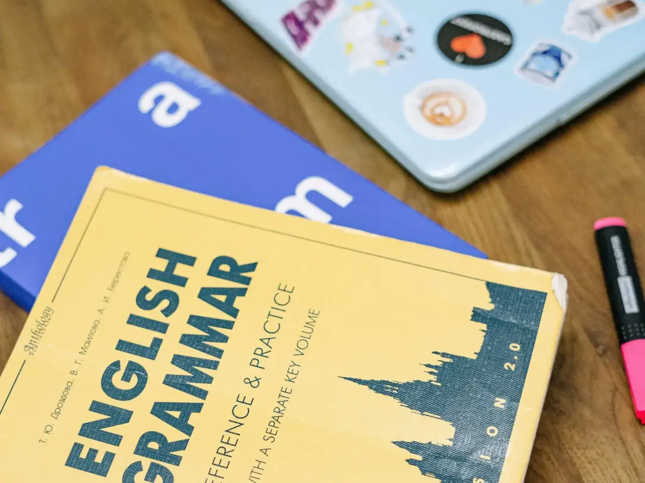 Czy szkoła językowa jest placówką oświatową? Sprawdź ważne informacje