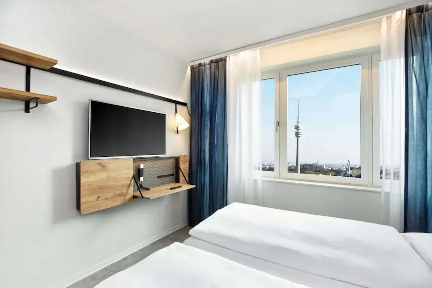 H2 Hotel München Olympiapark: Lage, Zimmer & Top-Tipps
