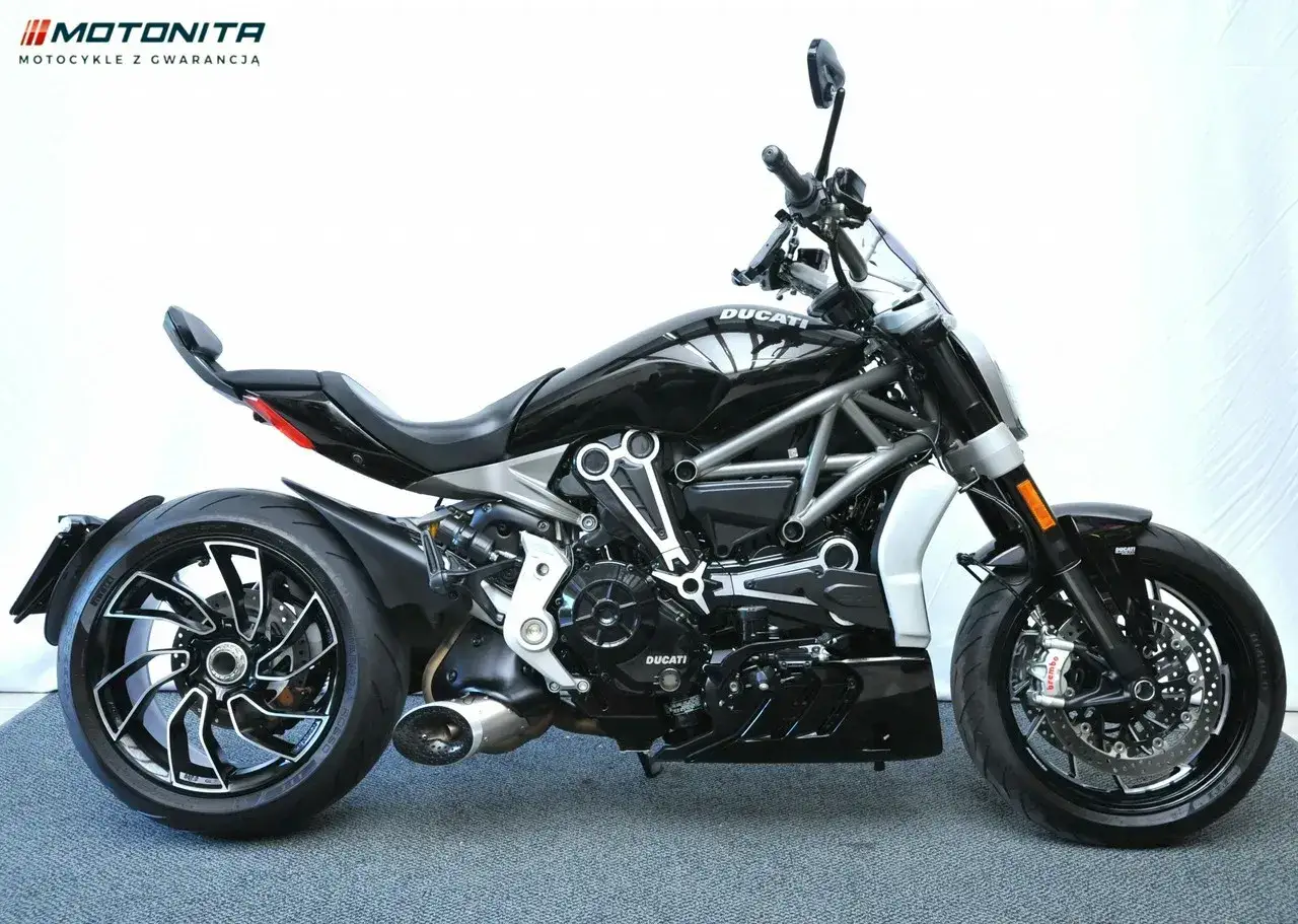 Jak zarejestrować motorower bez dokumentów? Tylko jako zabytek!