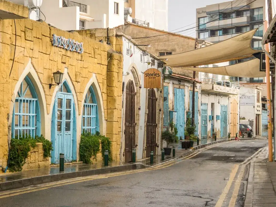 Atrakcje w Larnace: Kompletny przewodnik po perle Cypru