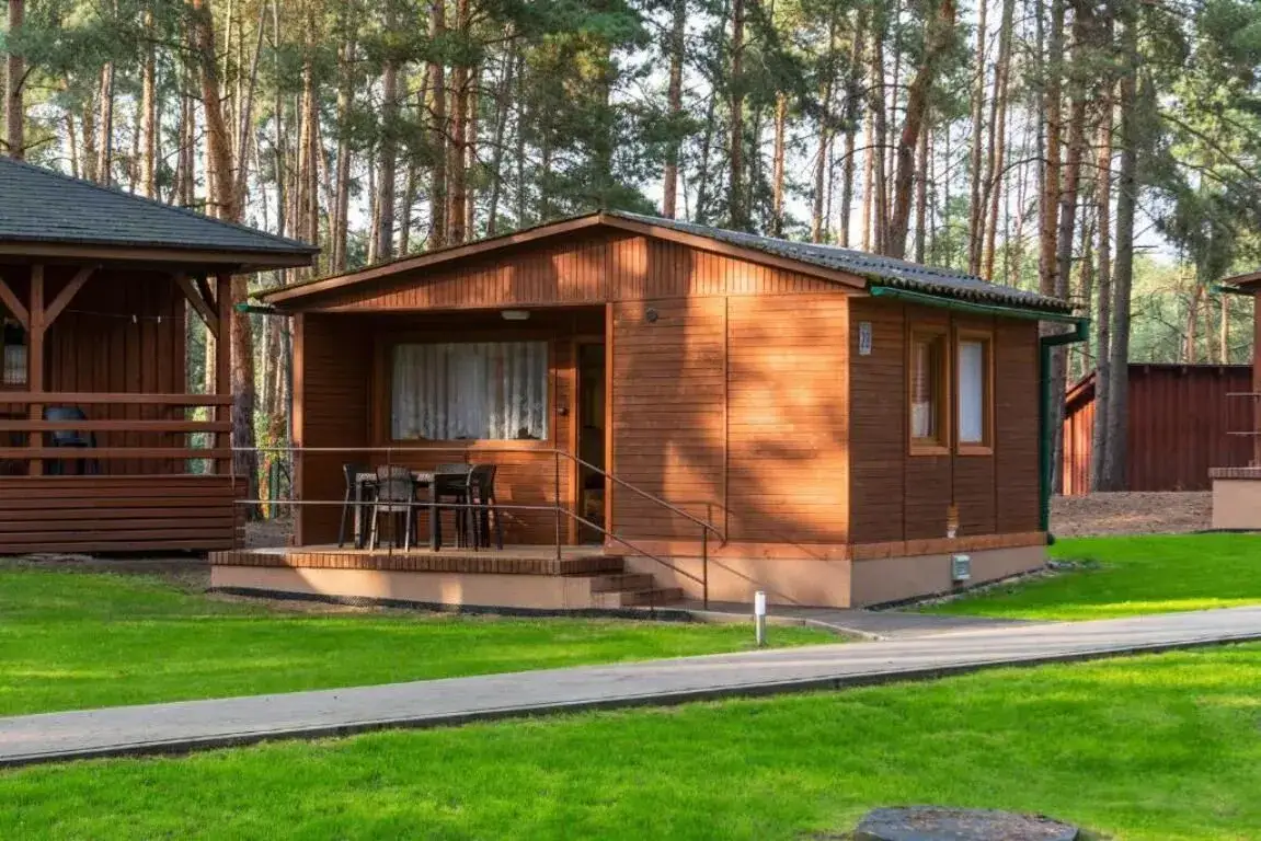 Przyczyna Górna: Noclegi od 20 zł? Gdzie spać i co zobaczyć!