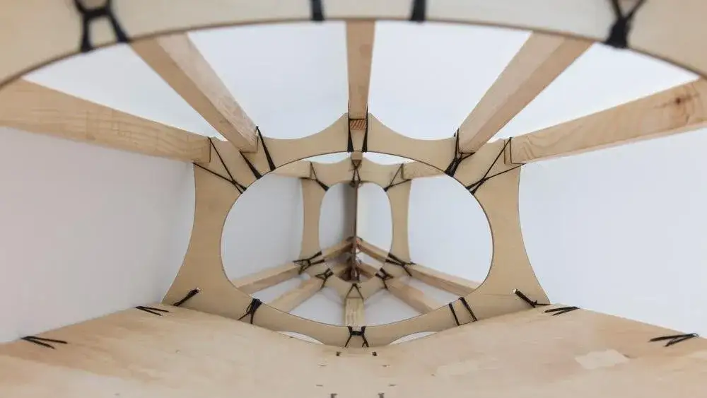 Jak zrobić kajak z włókna szklanego - proste kroki i porady na start