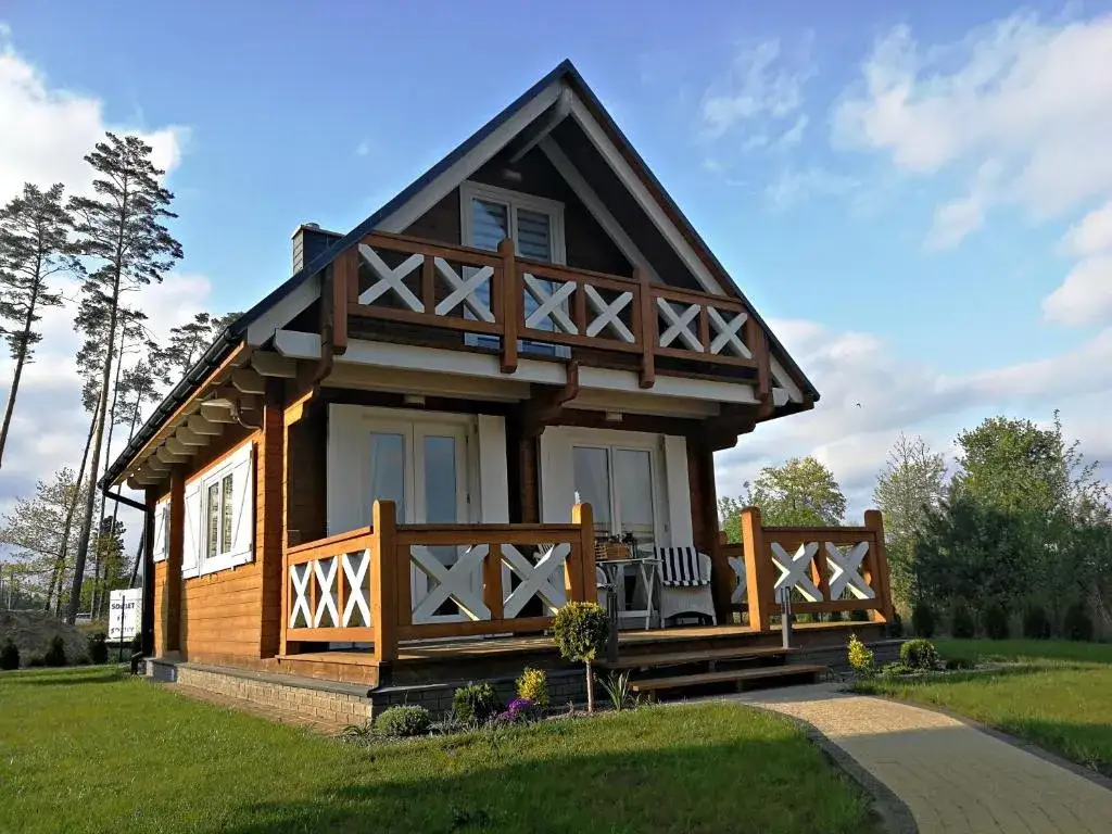 Domki nad Jeziorem Miedwie: Przewodnik i ceny 2026 znajdź idealny!