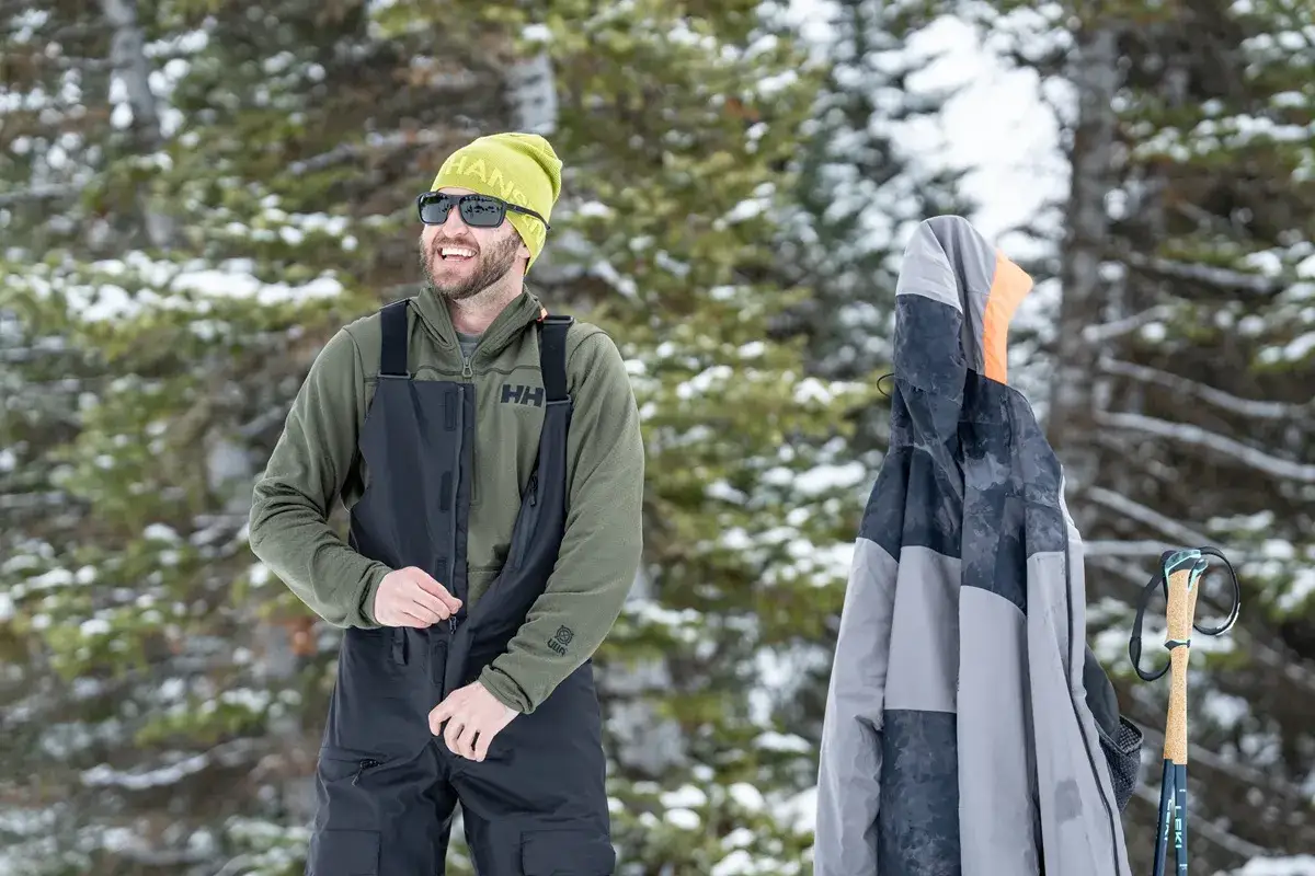 Druga warstwa na narty: Wybierz idealny midlayer i nie marznij!