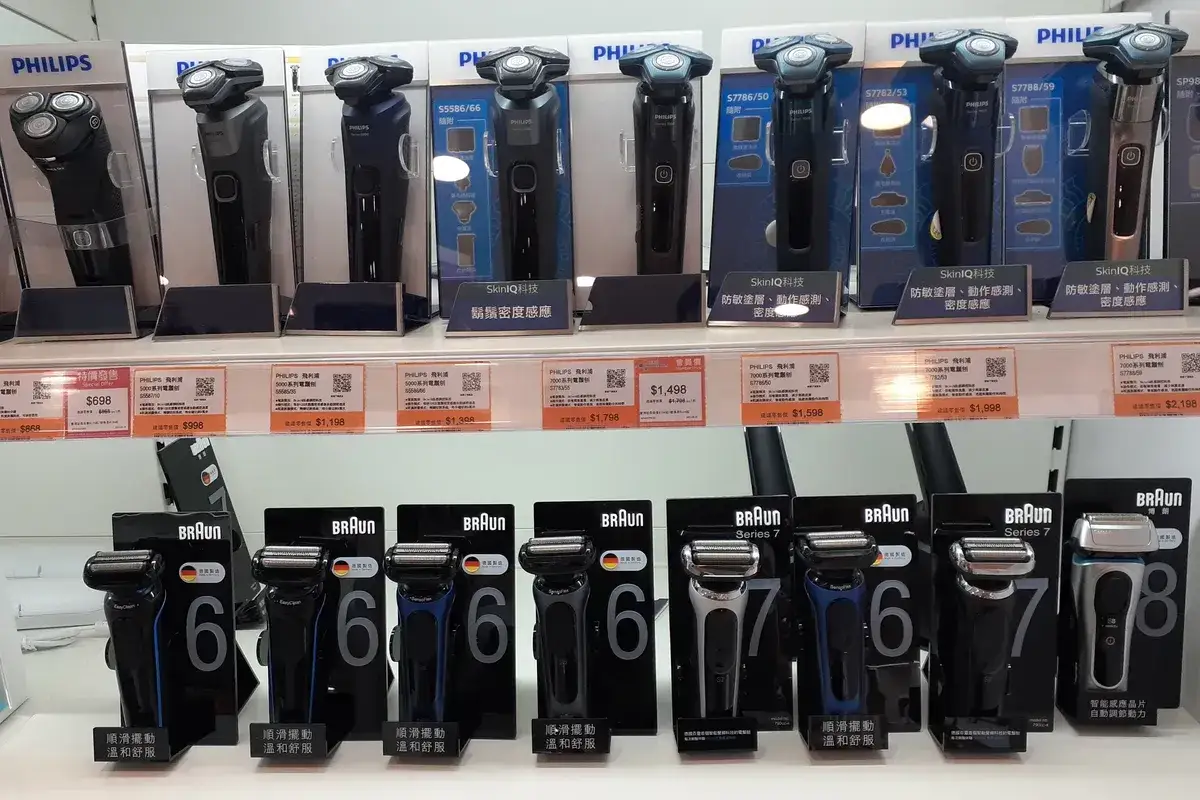 Golarka elektryczna czy maszynka? Co lepsze dla skóry i portfela?