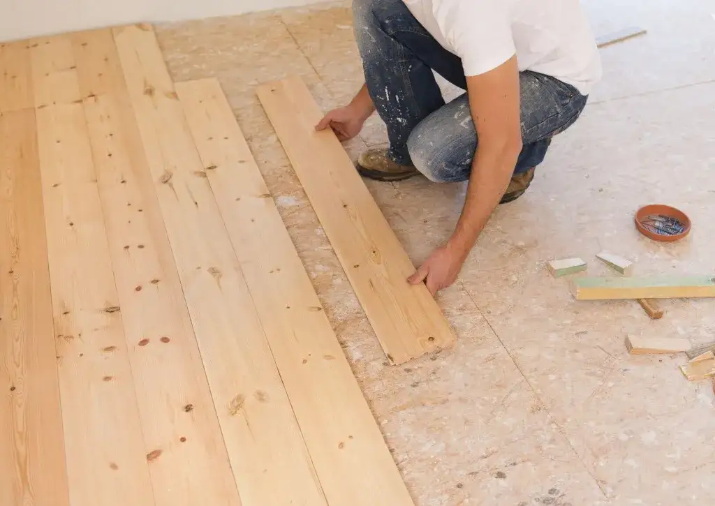 Panele podłogowe jak stare deski – piękno drewna bez wad