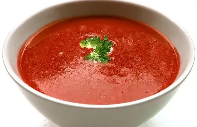 Ile koncentratu do zupy pomidorowej, aby uzyskać idealny smak?