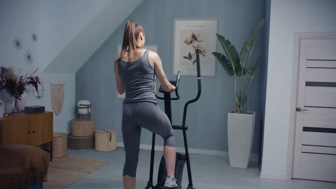 Orbitrek jak ćwiczyć żeby schudnąć: skuteczne metody i plany treningowe