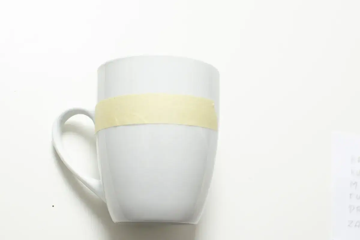 Jak naprawić pęknięty kubek ceramiczny? Praktyczny poradnik DIY