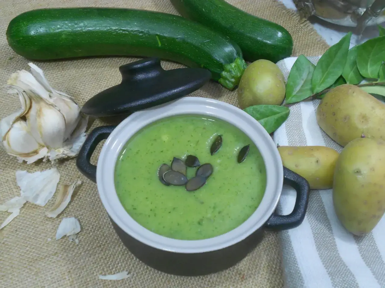 Soupe courgette pomme de terre : la recette inratable de Noël Philippe
