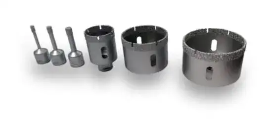 Najlepsze otwornice do gresu – jak wybrać odpowiednie narzędzie do wiercenia