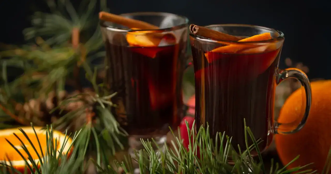 Ile procent ma grzane wino? Poznaj fakty i sekrety mocy