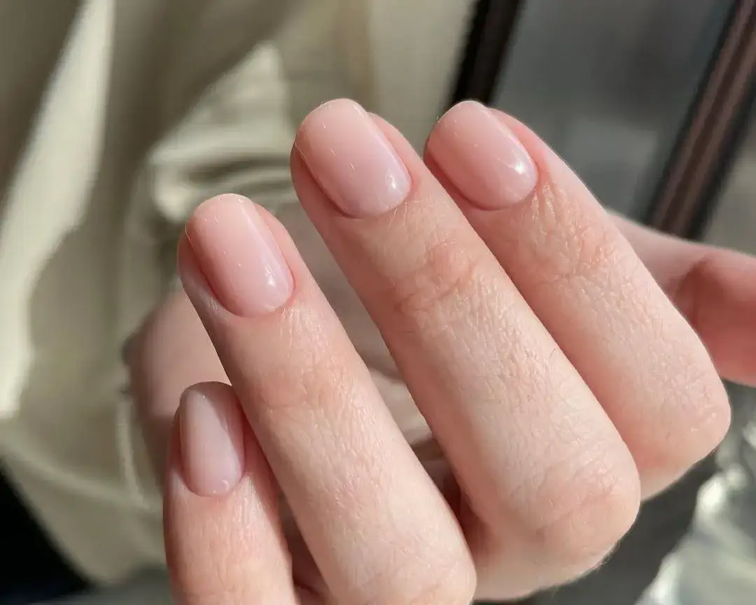 Manicure tytanowy w domu: Poradnik krok po kroku (bez lampy!)