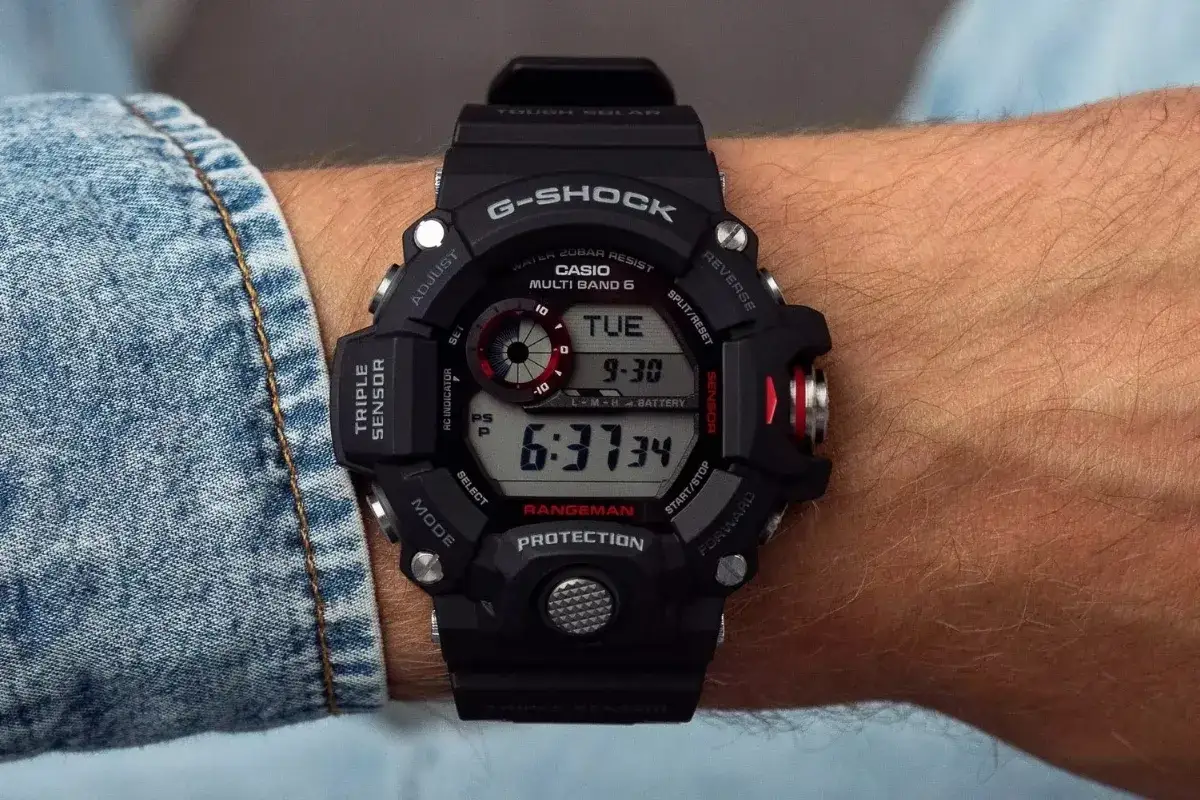 Czarny G-Shock Rangeman z potrójnym sensorem. Czy warto inwestować w zegarek z mapami i wysokościomierzem barometrycznym? Ten model to odpowiedź.