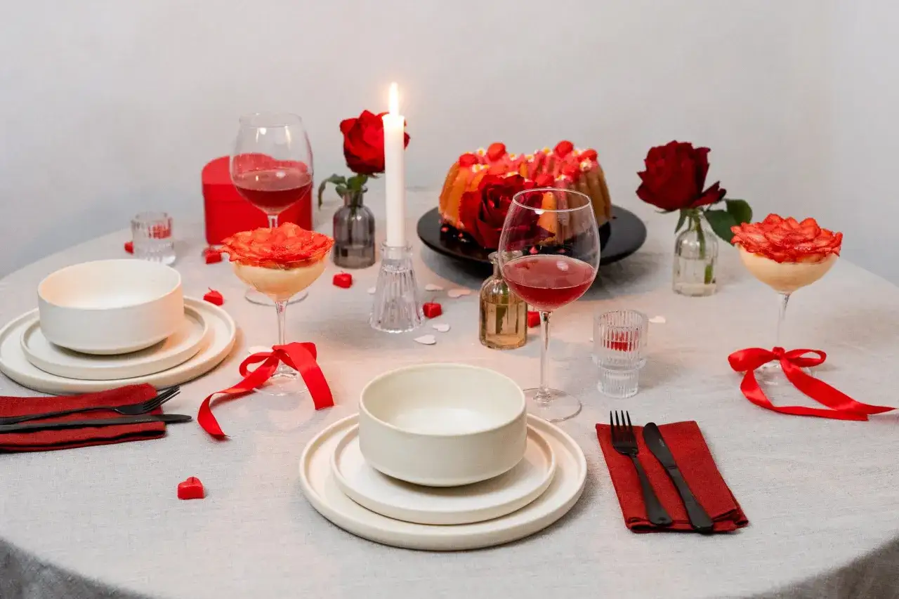 Walentynki w domu: Romantyczna kolacja i prezenty DIY proste pomysły