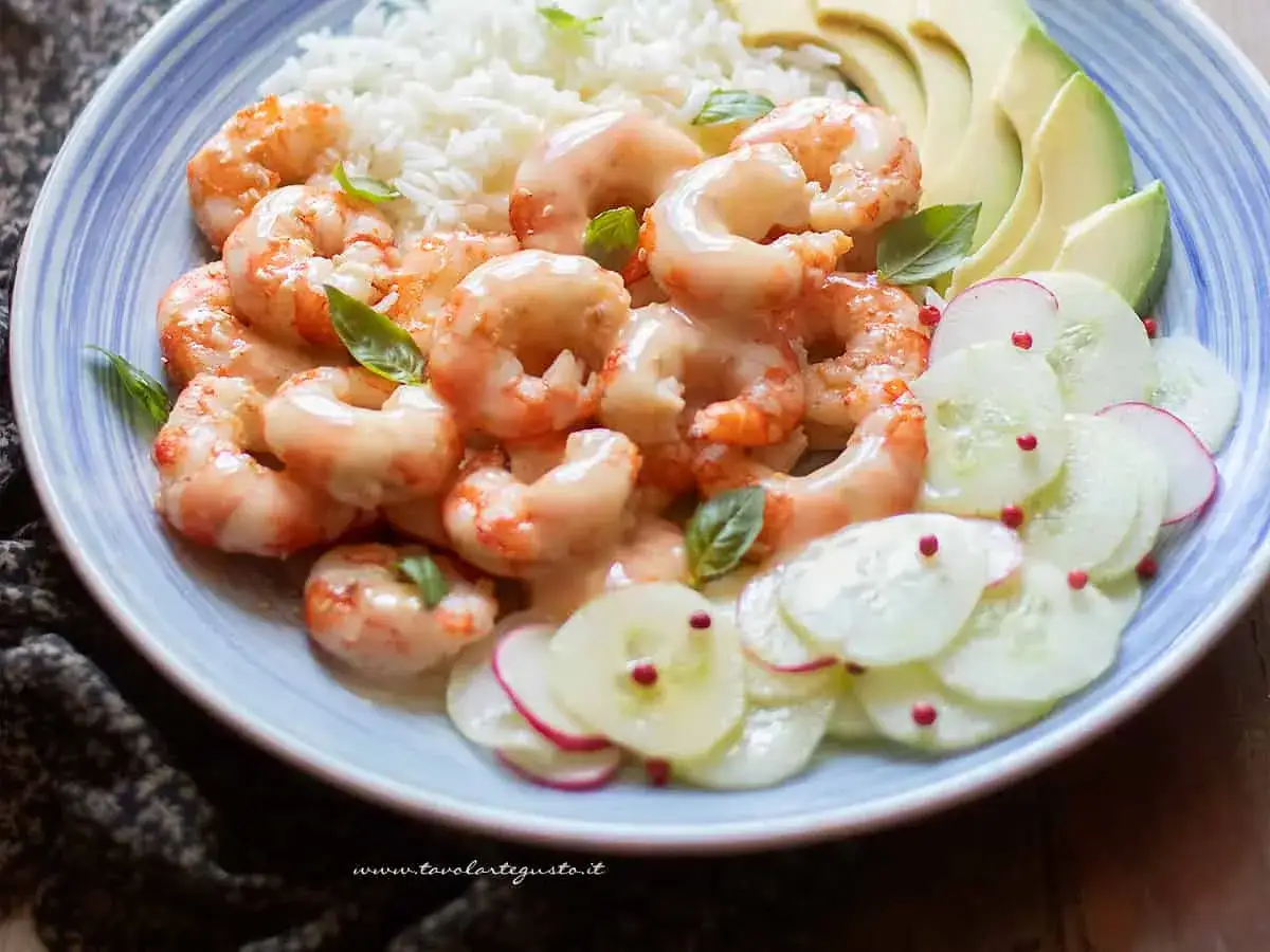 Insalata di Gamberi alla Siciliana: Ricetta Autentica e Segreti