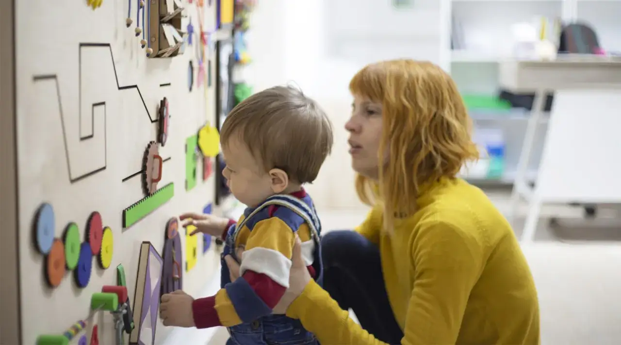 Jak terapia SI zmienia życie dziecka? Cele integracji sensorycznej