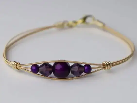 Jak zrobić biżuterię z drutu - prosty sposób na piękne projekty