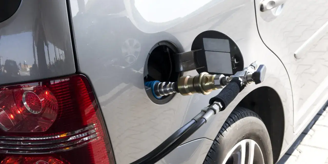 Autogaz LPG: Co to jest, jak działa i czy to dla Ciebie?