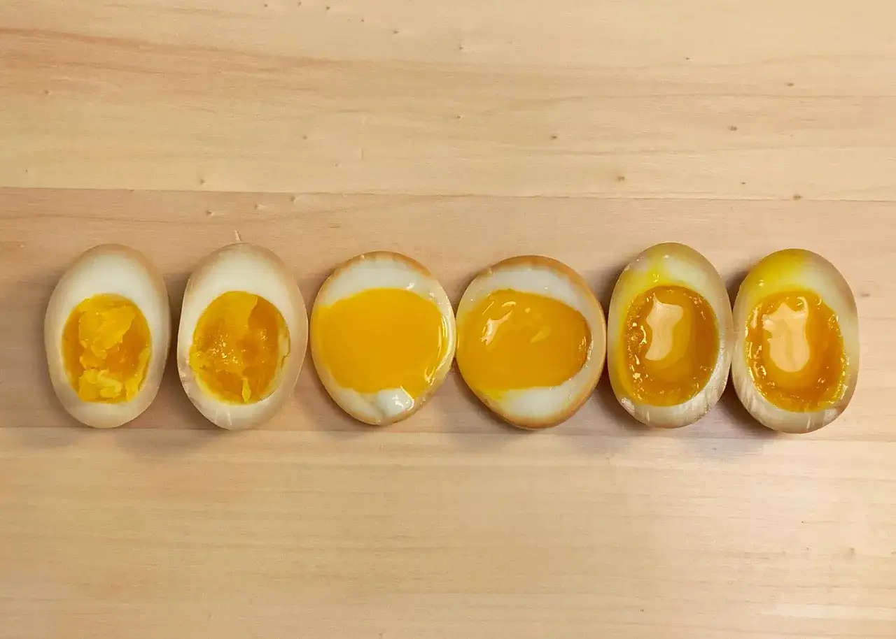 Jak zrobić idealne jajko do ramenu? Ajitsuke Tamago krok po kroku