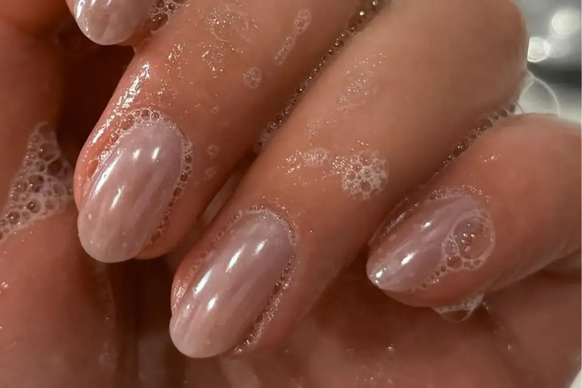 Jak przyspieszyć wzrost paznokci: sprawdzone metody dla zdrowych paznokci