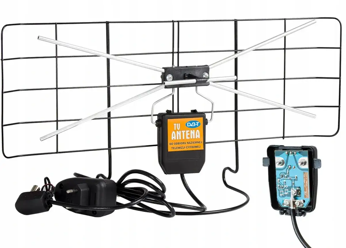 Antena pokojowa DVB-T z zasilaczem i elementami elektronicznymi.
