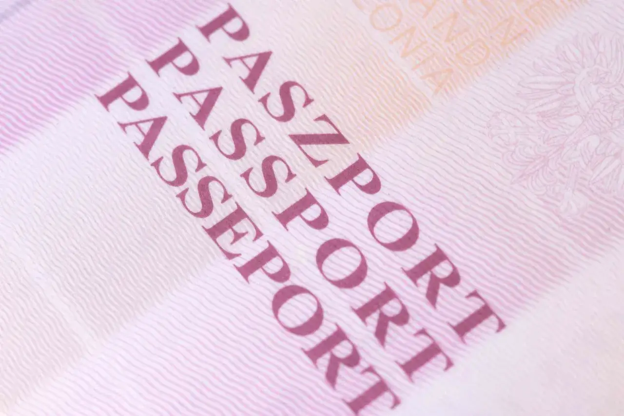 Ile kosztuje wyrobienie paszportu? Opłaty, zniżki, zwolnienia
