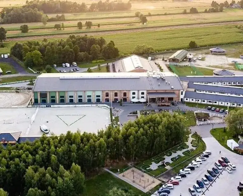 Salio stadnina: Odkryj wyjątkowe doświadczenia jeździeckie w Polsce