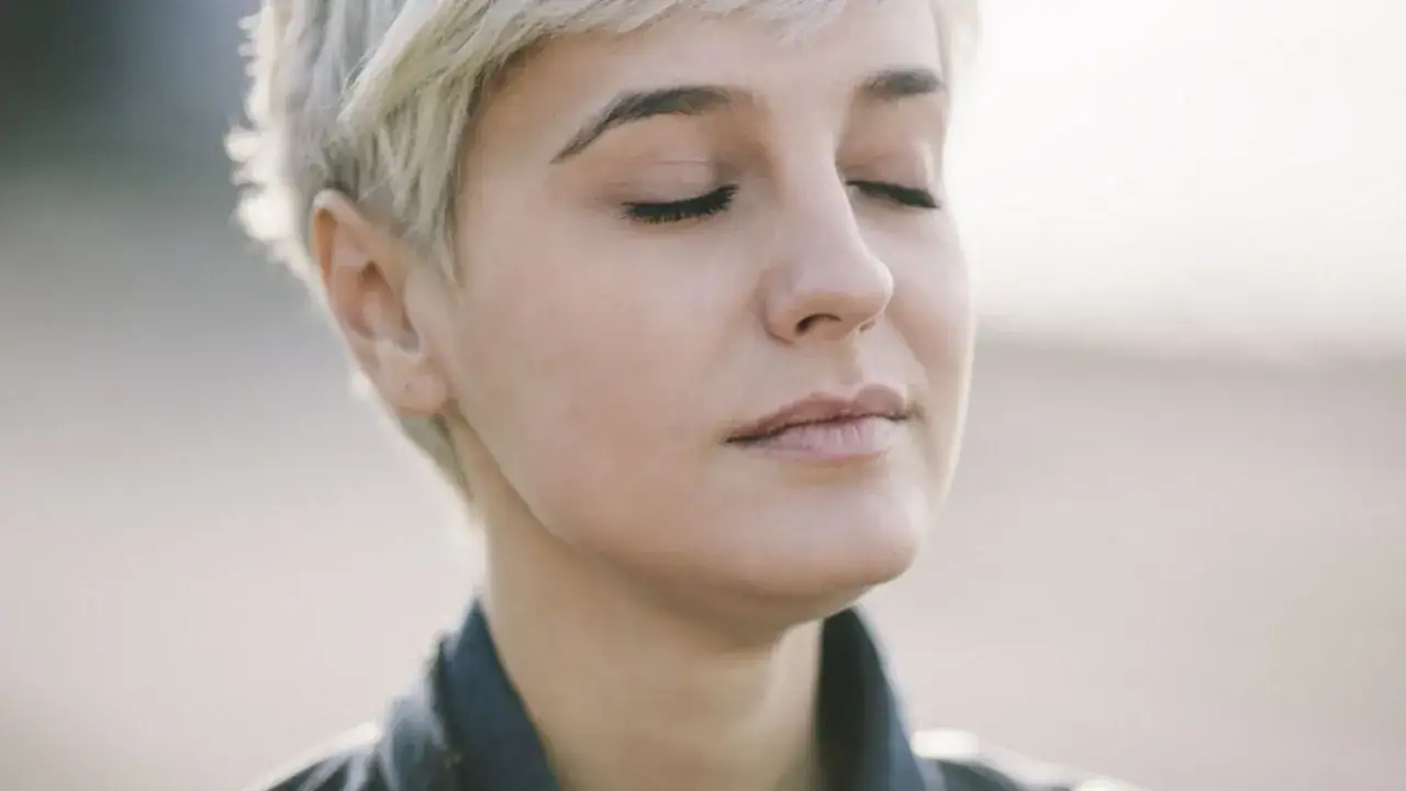 Jak odzyskać równowagę psychiczną i pokonać stres oraz lęk