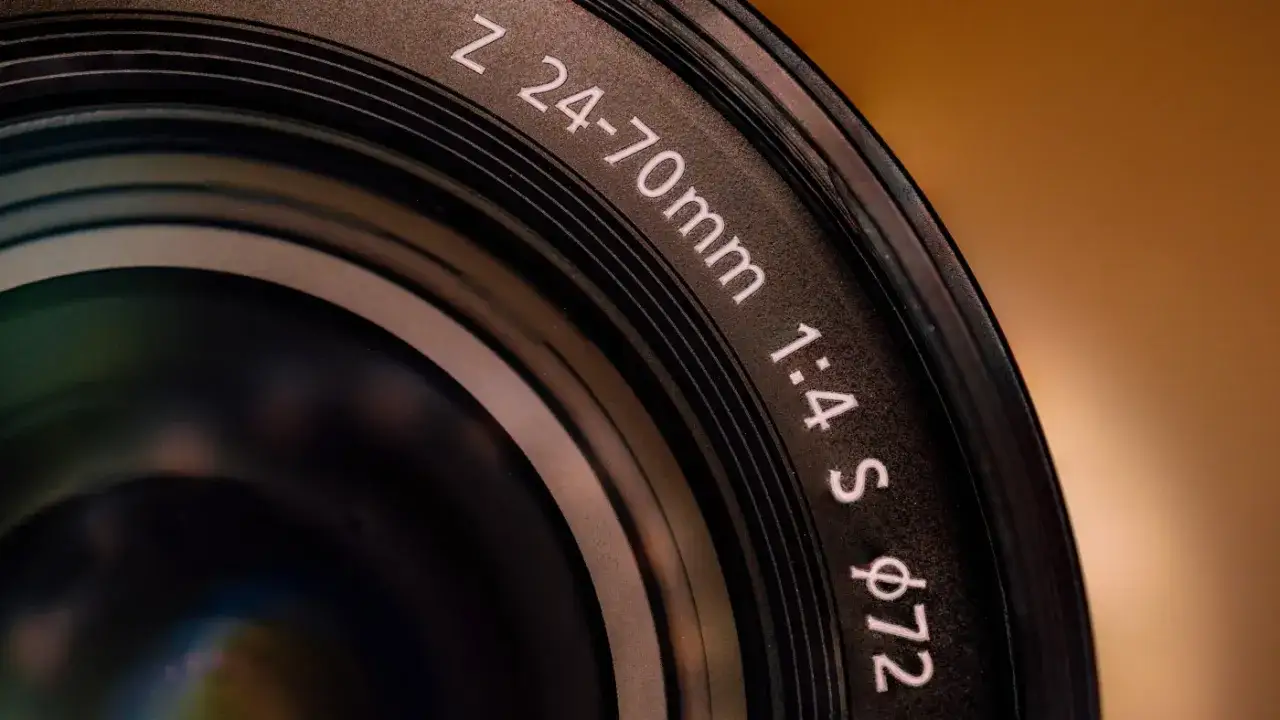 Co to jest ogniskowa obiektywu i jak wpływa na Twoje zdjęcia