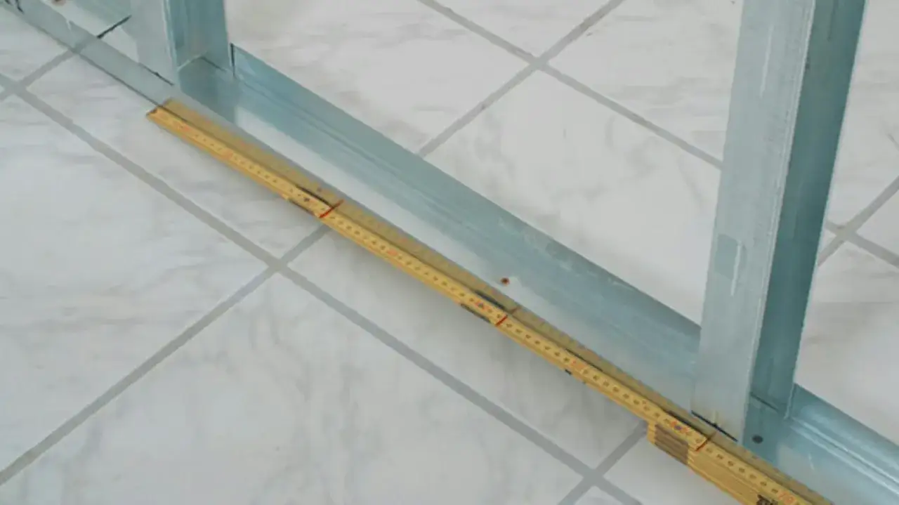 Ile kosztuje postawienie ściany z karton gipsu? Zaskakujące ceny!