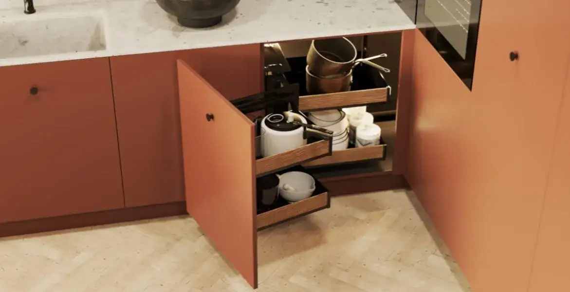 Jak zrobić szafkę narożną: 9 kroków do idealnego mebla