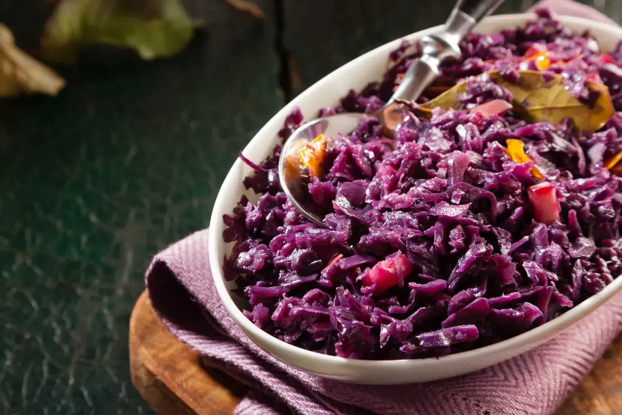 Salade de Chou Rouge : Recettes, Astuces & Bienfaits (Guide Complet)