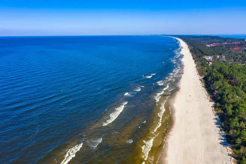 Krynica Morska: Atrakcje, ukryte perełki i pomysły na deszcz