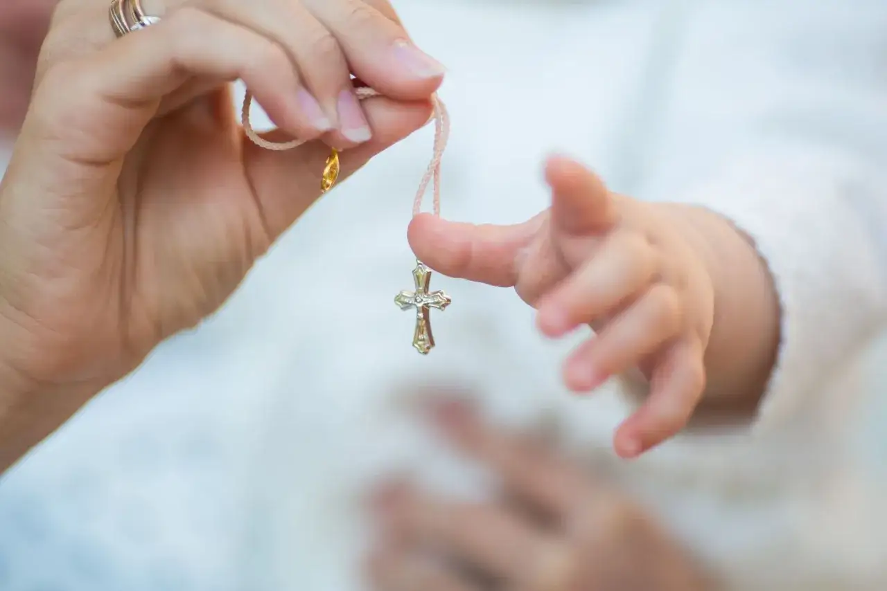 Co na prezent na chrzciny? 10 wyjątkowych pomysłów, które zachwycą