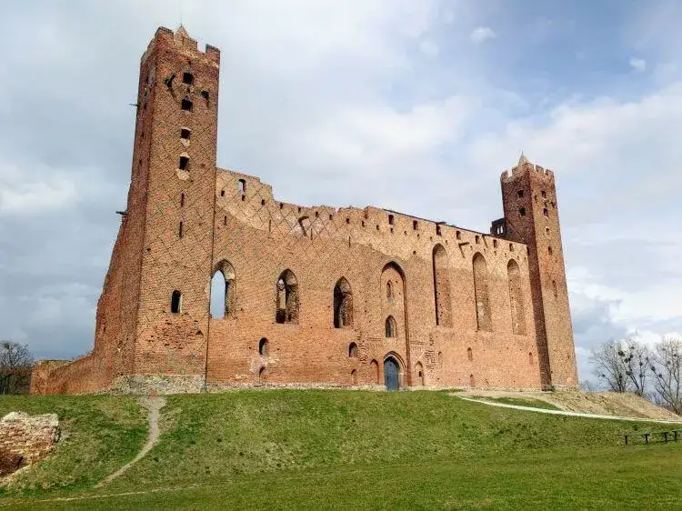 Najciekawsze atrakcje w Radzyniu Chełmińskim, które musisz zobaczyć