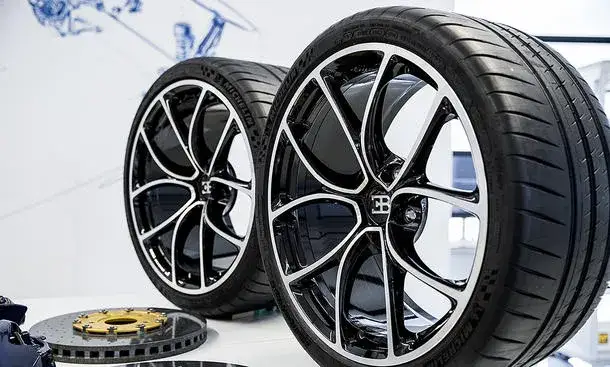 Bugatti Reifen: Hohe Kosten und spezielle Anforderungen für optimale Leistung