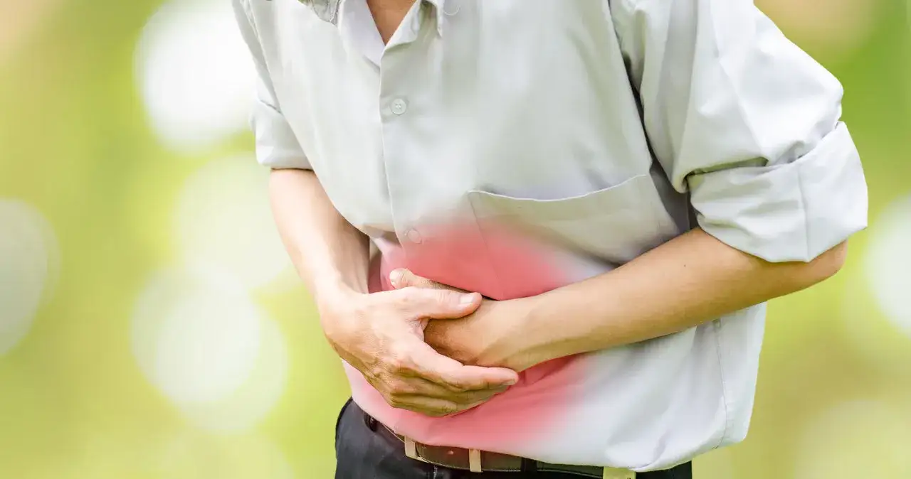 Nerwica żołądka – objawy, przyczyny i jak sobie z nią radzić