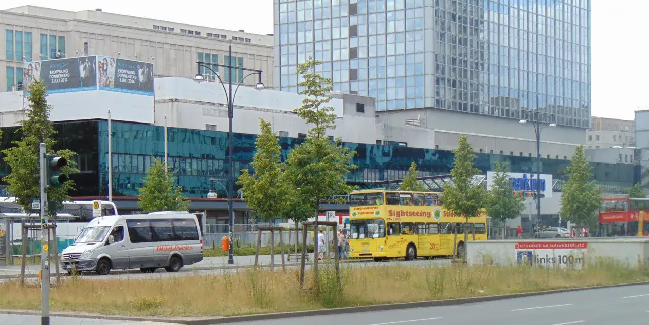 Szczecin-BER: Gdzie odjeżdżają autobusy? Tegel zamknięte!