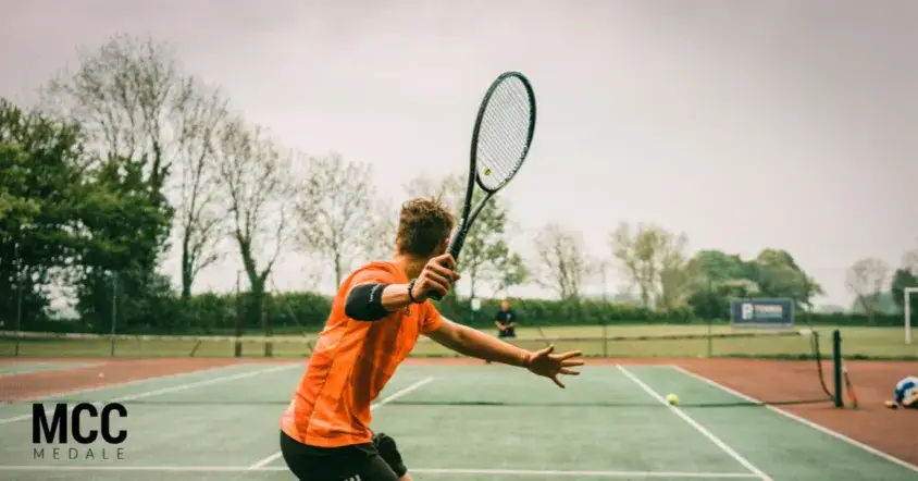 Jak liczyć punkty w tenisie? Przewodnik: 15, 30, 40, gem, set