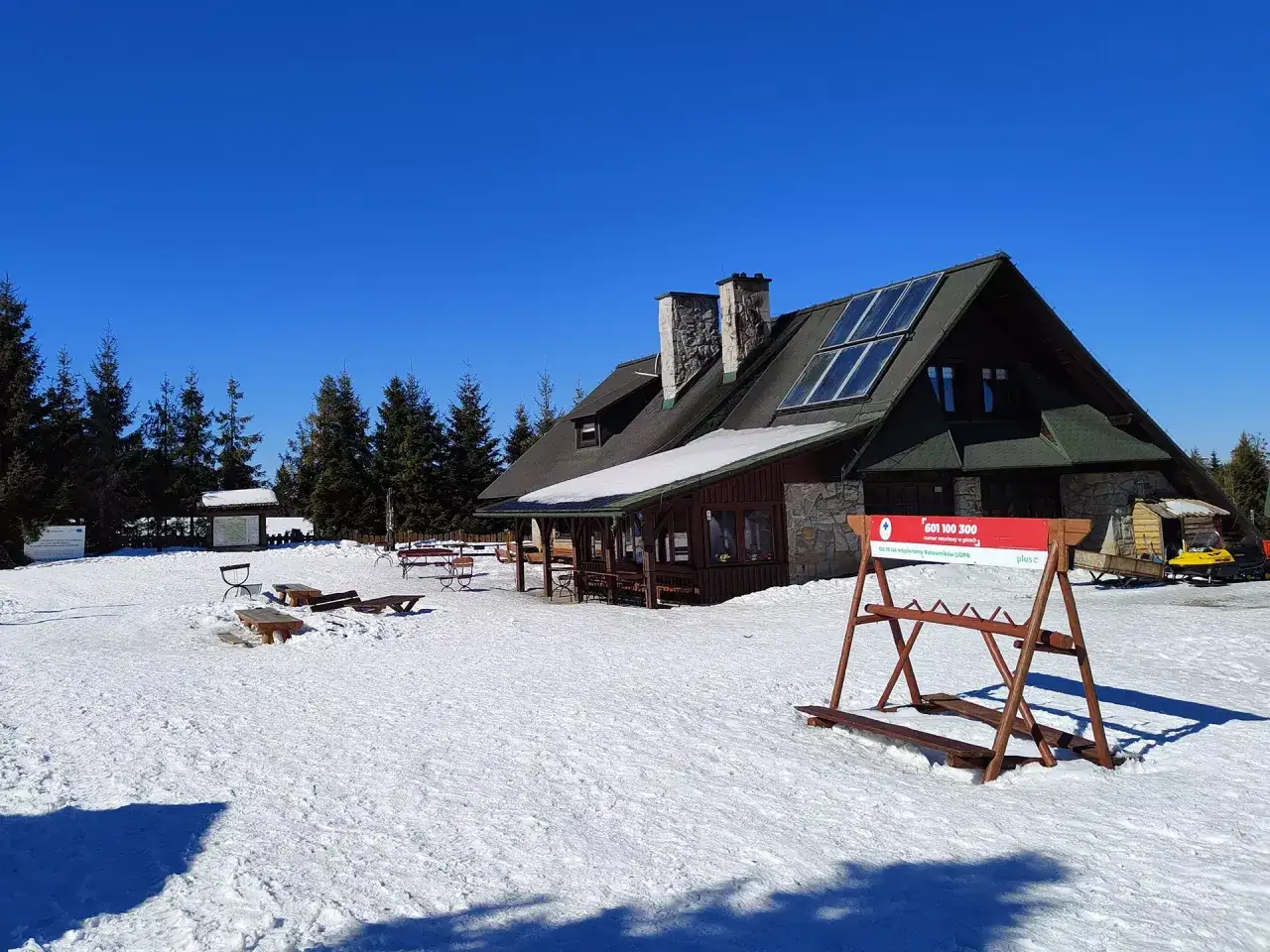 Schronisko Stare Wierchy: Twój kompletny przewodnik po Gorcach