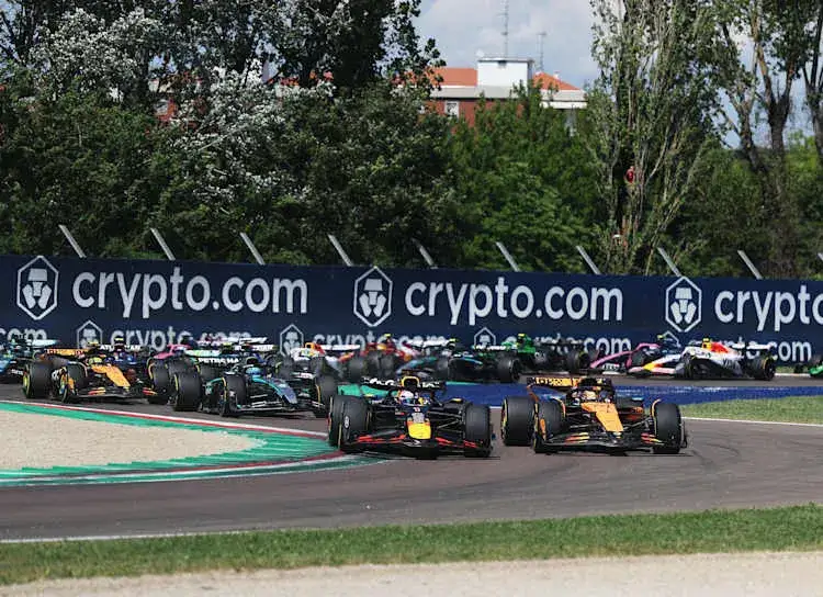 Formuła 1 a inżynieria dźwięku: Silnikowe symfonie