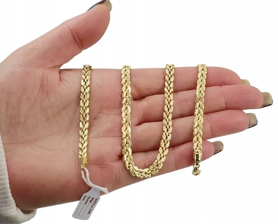 Ile kosztuje złoty łańcuszek próby 585? Ceny, które zaskoczą