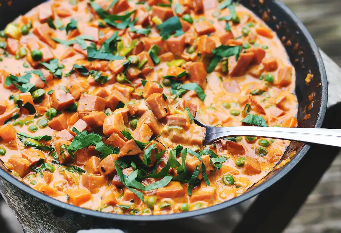 Co ugotować z kiełbasy? Szybkie i kreatywne pomysły na obiad!