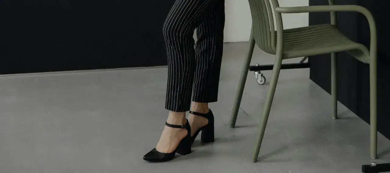 Jak się ubrać na high heels, by wyglądać elegancko i czuć się komfortowo