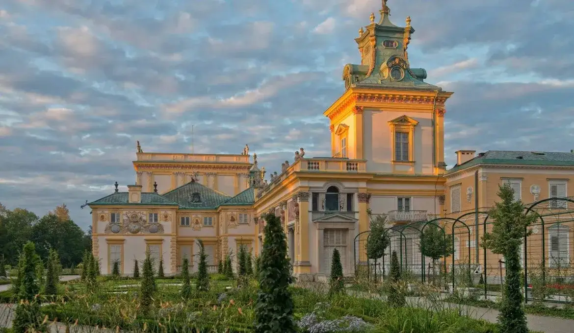 Pałac w Wilanowie: ciekawostki i historia, które zaskakują
