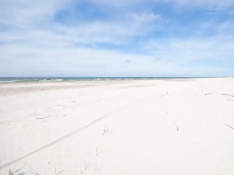 Ile do morza z Słajszewa? Sprawdź, jak blisko jest plaża